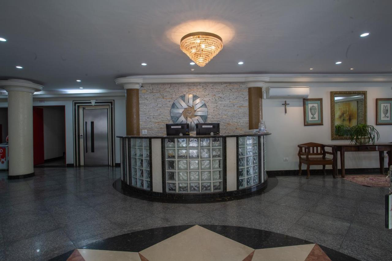 Hotel Apollo อูเบร์ลังเจีย ภายนอก รูปภาพ