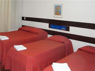 Hotel Apollo อูเบร์ลังเจีย ภายนอก รูปภาพ